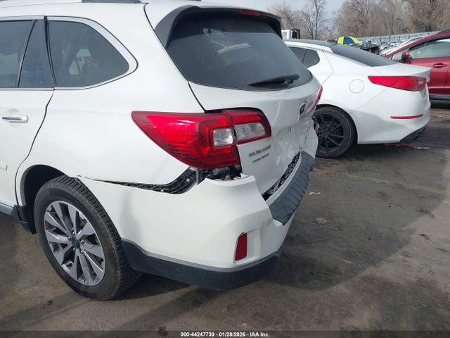 Subaru Outback 3.6r Touring 2017 4S4BSETC3H3359855 Image 6