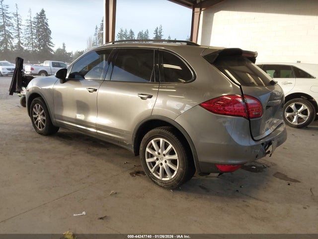 Продажа на аукционе авто 2013 Porsche Cayenne, vin: WP1AA2A20DLA08986, номер лота: 44247740