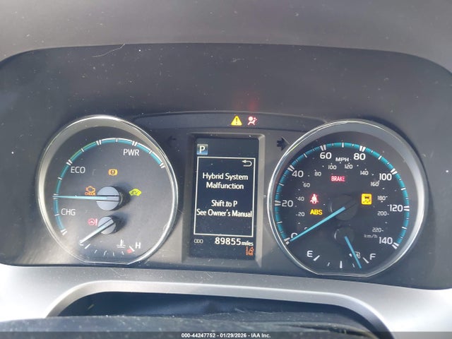 JTMRJREVXJD181115 Toyota Rav4 Hybrid Xle