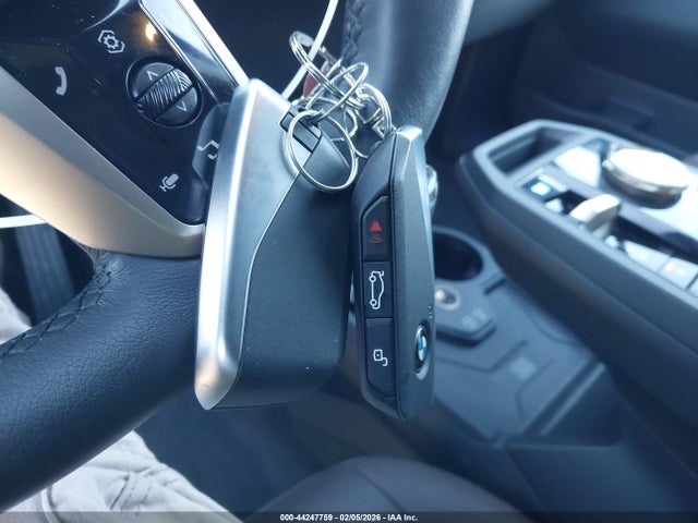 Продажа на аукционе авто 2024 Bmw Ix Xdrive50, vin: WB523CF06RCP02999, номер лота: 44247759