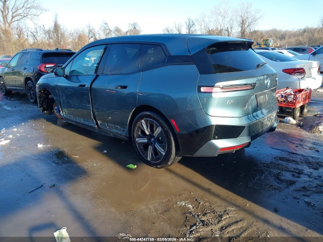 Продажа на аукционе авто 2024 Bmw Ix Xdrive50, vin: WB523CF06RCP02999, номер лота: 44247759