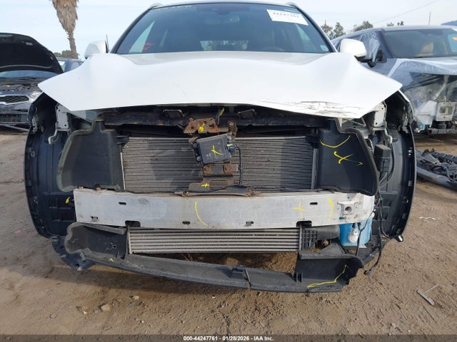 Продажа на аукционе авто 2019 Infiniti Qx50 Essential, vin: 3PCAJ5M10KF145061, номер лота: 44247761