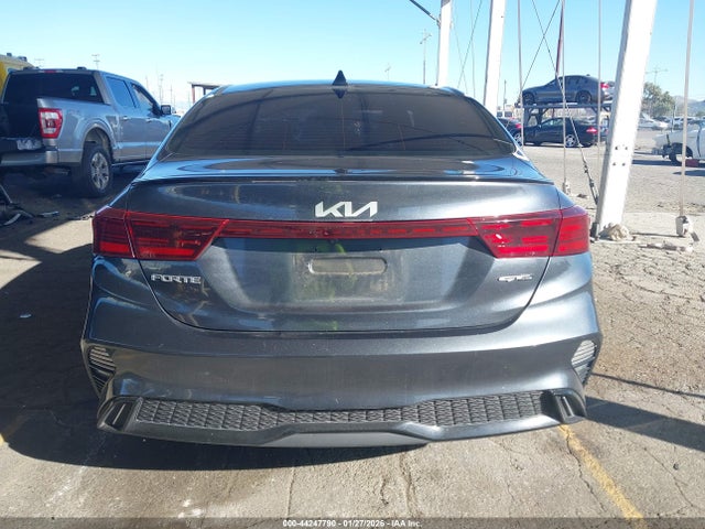 3KPF54AD6NE427296 KIA Forte Gt-line