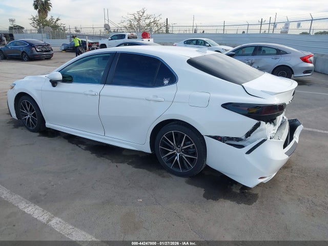 4T1G11AK3MU614116 Toyota CAMRY SE