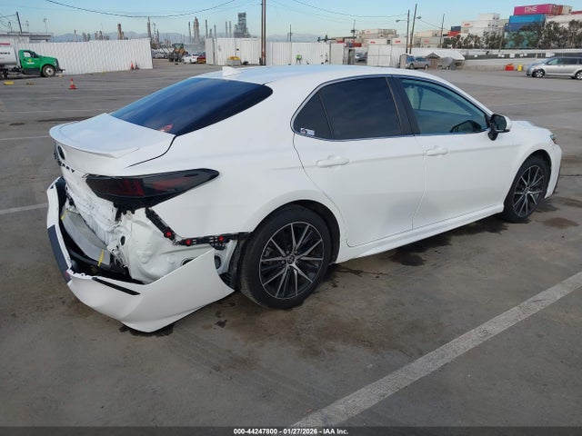 4T1G11AK3MU614116 Toyota CAMRY SE
