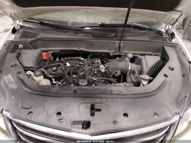1GNKVHKDXFJ330943 Chevrolet Traverse 2lt