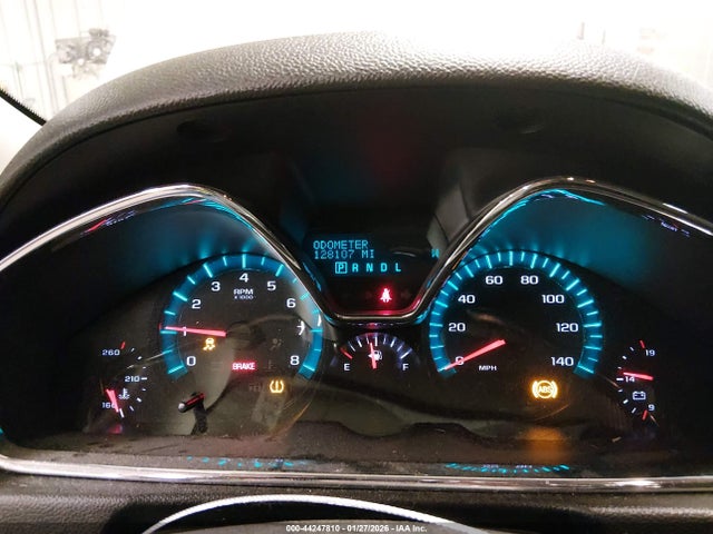 1GNKVHKDXFJ330943 Chevrolet Traverse 2lt