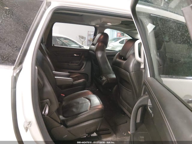 1GNKVHKDXFJ330943 Chevrolet Traverse 2lt