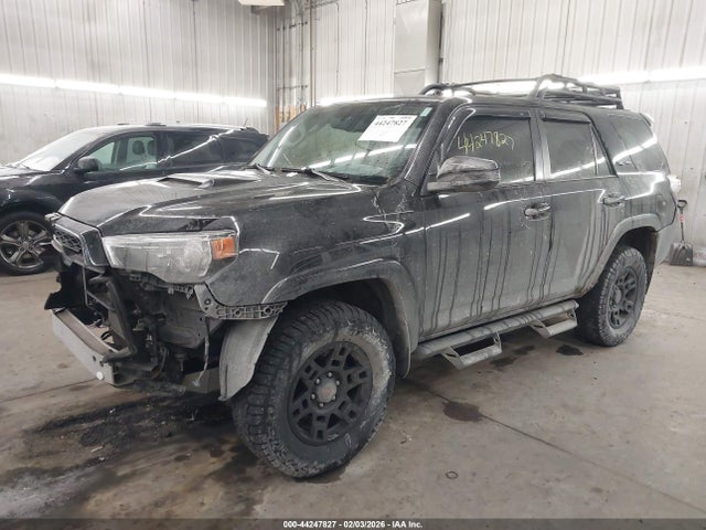 2019 TOYOTA 4RUNNER JTEBU5JR2K5655110 Photo 1