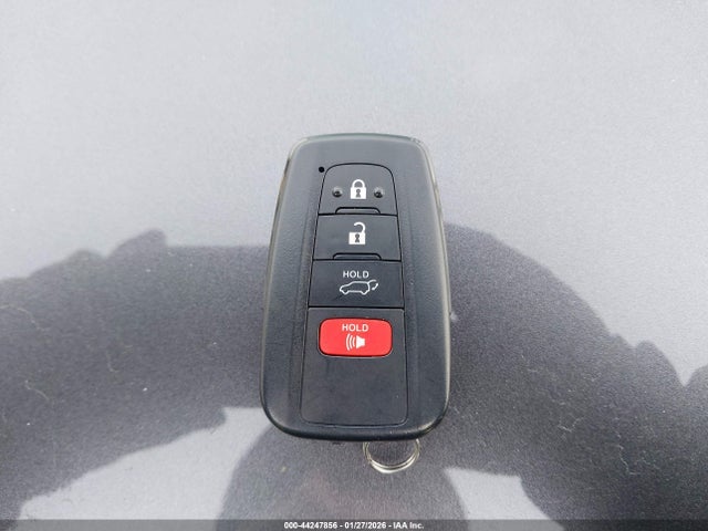 JTMA1RFV0SD117694 Toyota Rav4 Xle Premium