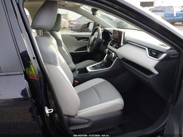 JTMA1RFV0SD117694 Toyota Rav4 Xle Premium
