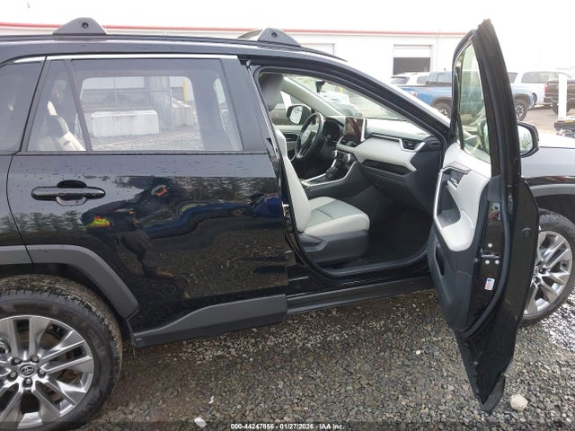 JTMA1RFV0SD117694 Toyota Rav4 Xle Premium