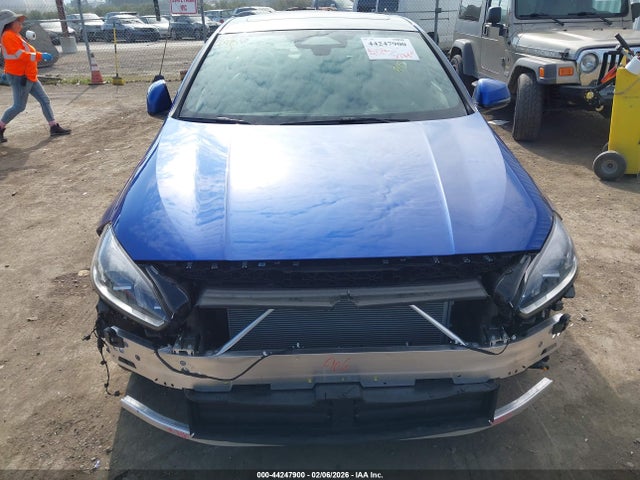 44247900 :رقم المزاد ، WBA23GG05S7S77541 vin ، 2025 Bmw 228 Gran Coupe Xdrive مزاد بيع