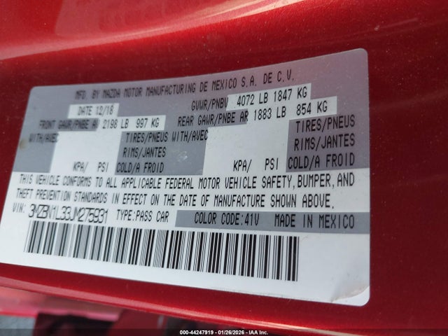 3MZBN1L33JM275931 Mazda Mazda3 Touring