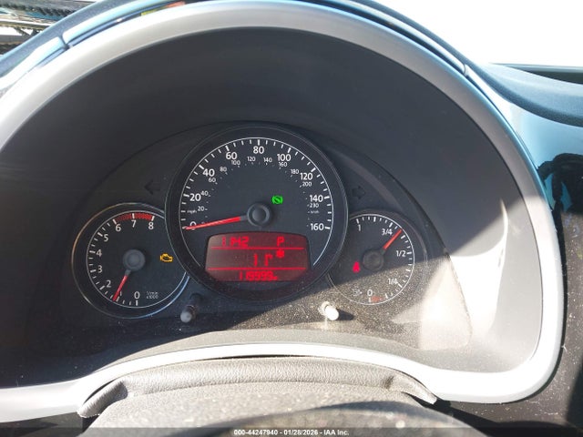 2012 Volkswagen Beetle 2.5l მანქანა იყიდება აუქციონზე, vin: 3VWJP7AT4CM623346, აუქციონის ნომერი: 44247940
