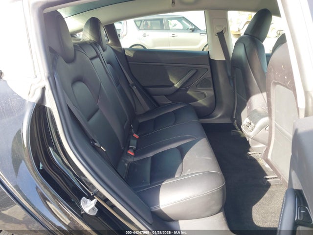 2019 TESLA MODEL 3 5YJ3E1EA9KF394625 Photo 7