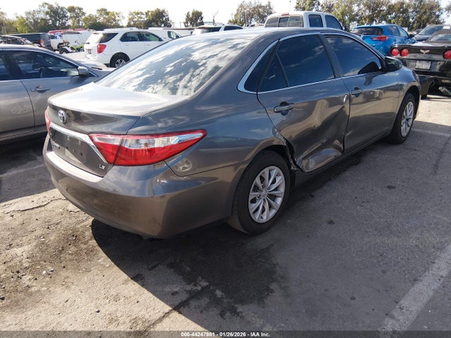 Toyota CAMRY LE 2015 4T4BF1FK3FR458589 Image 4