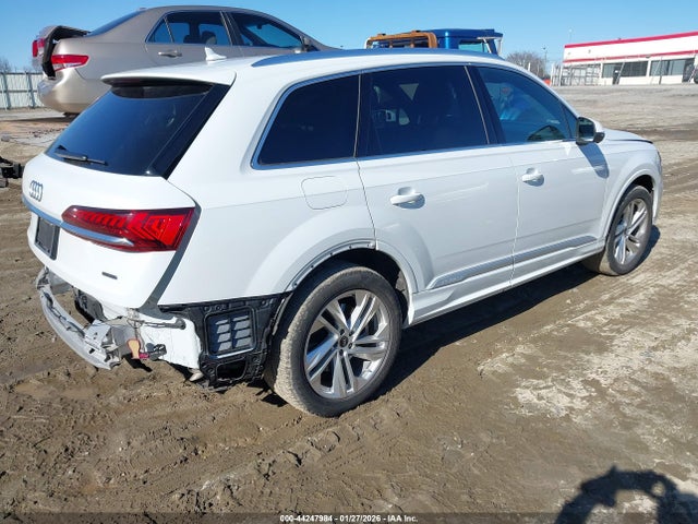 2023 AUDI Q7 WA1LCBF7XPD006194 Photo 3