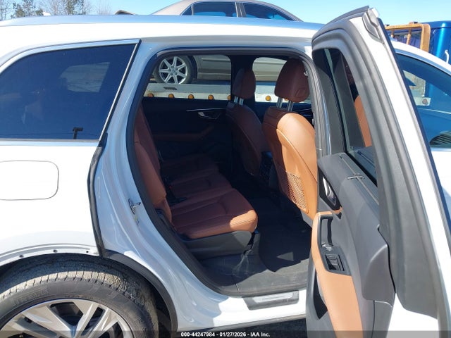 2023 AUDI Q7 WA1LCBF7XPD006194 Photo 7
