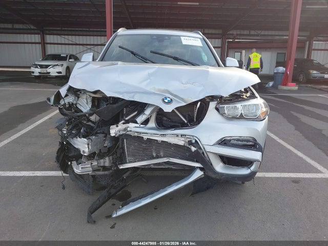 5UXTR9C5XKLP90647 BMW X3 Xdrive30i
