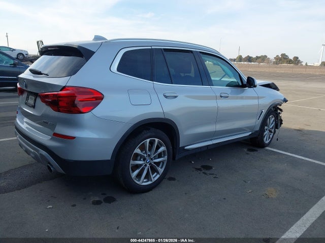 5UXTR9C5XKLP90647 BMW X3 Xdrive30i