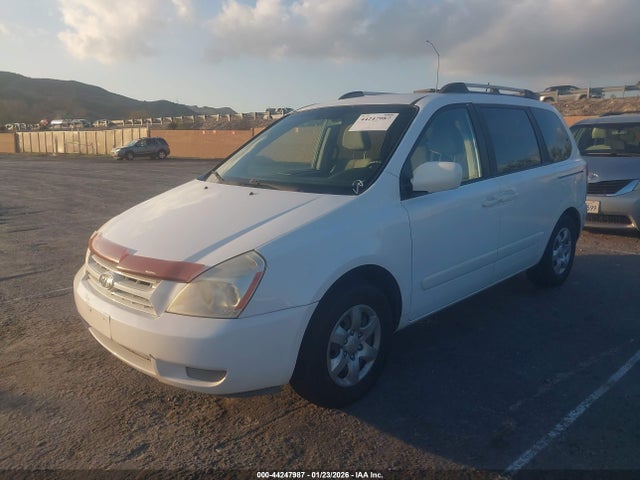 2009 KIA SEDONA KNDMB133X96279359 Photo 1