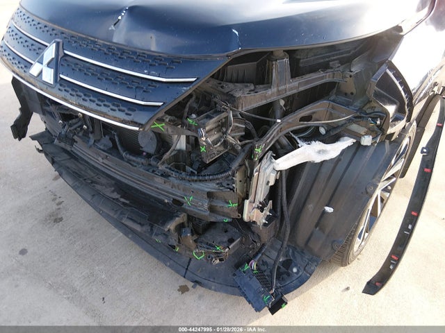 2022 MITSUBISHI OUTLANDER JA4J4TA83NZ044022 Photo 5