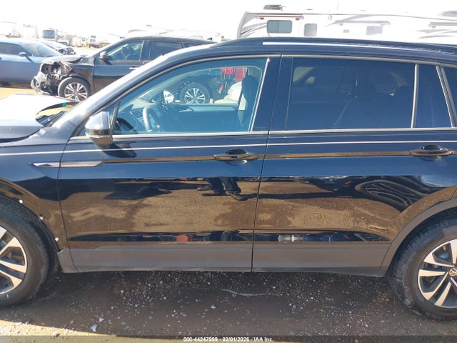 Продаж на аукціоні авто 2024 Volkswagen Tiguan 2.0t S, vin: 3VVRB7AX8RM100851, номер лоту: 44247999