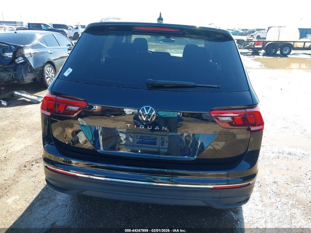 Продаж на аукціоні авто 2024 Volkswagen Tiguan 2.0t S, vin: 3VVRB7AX8RM100851, номер лоту: 44247999