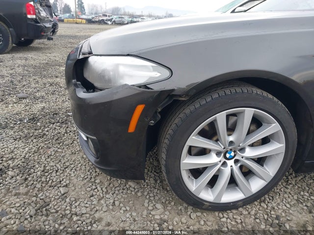 BMW 535i 2015 WBA5B1C52FD921633 Image 18