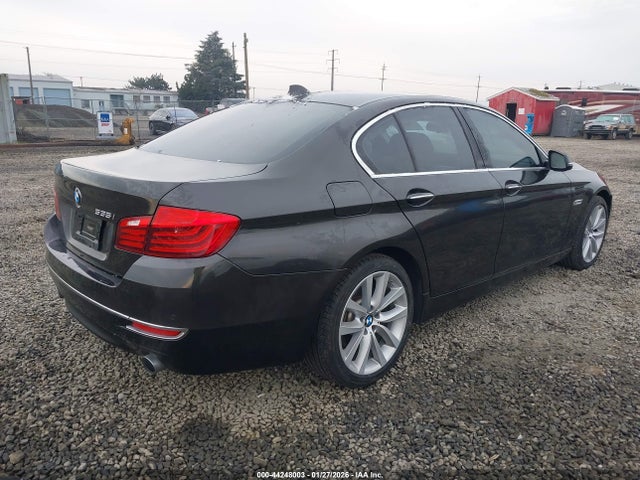 BMW 535i 2015 WBA5B1C52FD921633 Image 4