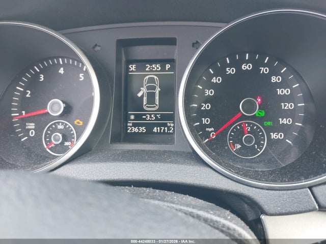 Продажа на аукционе авто 2013 Volkswagen Golf 2.5l 4-door, vin: WVWDB7AJ0DW130147, номер лота: 44248033