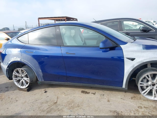 5YJYGDEE8LF023056 Tesla Model Y Long Range Dual Motor All-wheel Drive