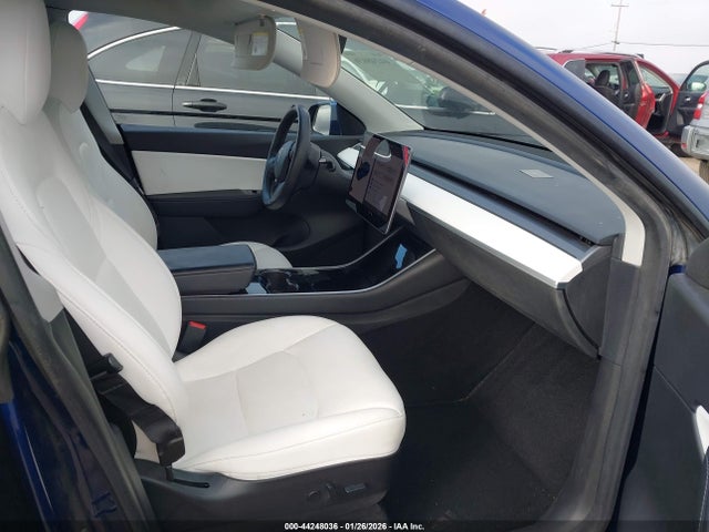 2020 TESLA MODEL Y 5YJYGDEE8LF023056 Photo 4