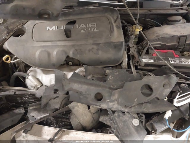 Продаж на аукціоні авто 2015 Chrysler 200 S, vin: 1C3CCCBB4FN721314, номер лоту: 44248043