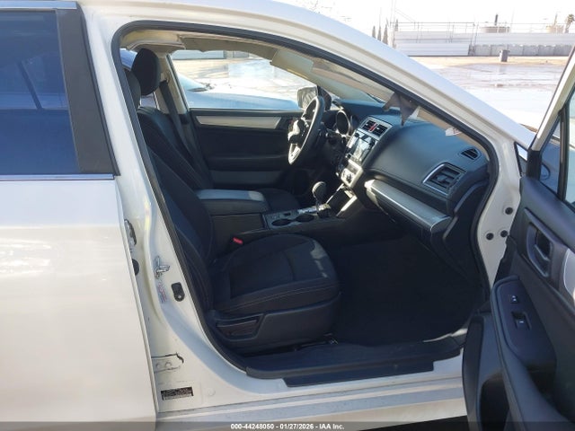 4S3BNAB63J3029008 Subaru Legacy 2.5i