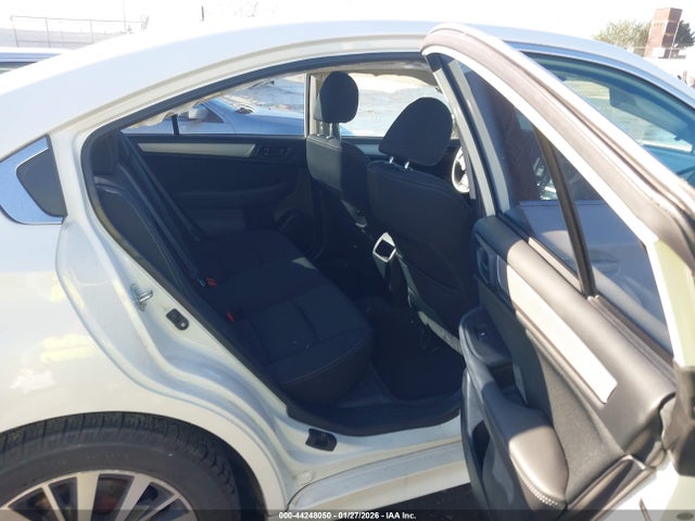 4S3BNAB63J3029008 Subaru Legacy 2.5i