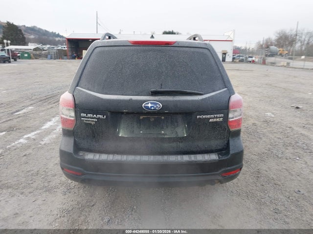 Subaru Forester 2.5i Premium 2014 JF2SJAEC3EH483363 Image 16