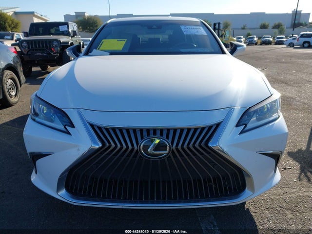 58AD11D16MU001194 Lexus ES 250