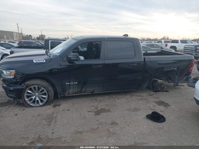 Продаж на аукціоні авто 2024 Ram 1500 Laramie  4x2 5'7 Box, vin: 1C6RREJT7RN112966, номер лоту: 44248094