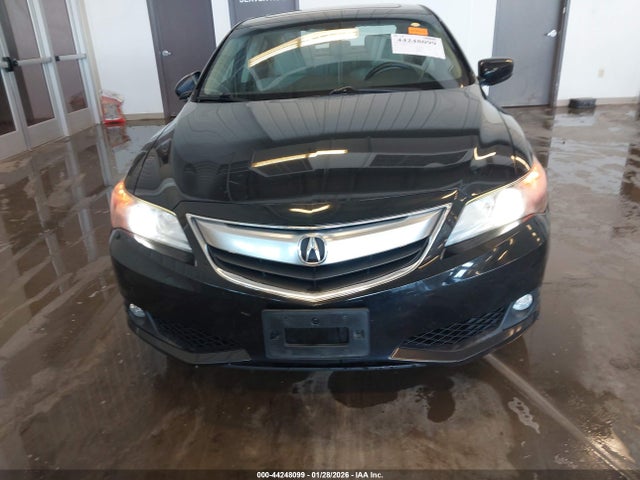 44248099 :رقم المزاد ، 19VDE1F79DE000372 vin ، 2013 Acura Ilx 2.0l مزاد بيع
