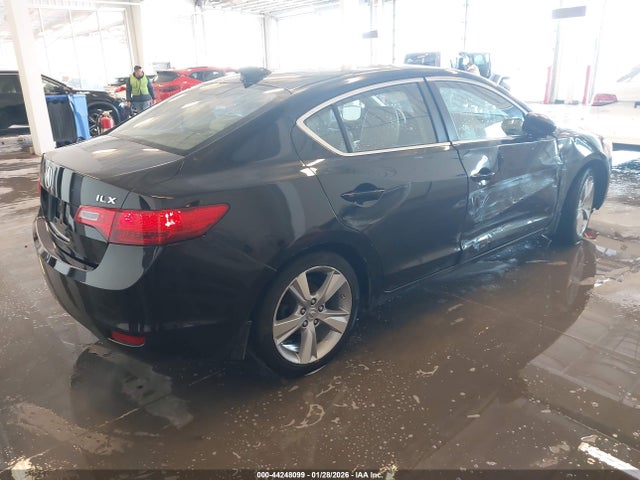 44248099 :رقم المزاد ، 19VDE1F79DE000372 vin ، 2013 Acura Ilx 2.0l مزاد بيع