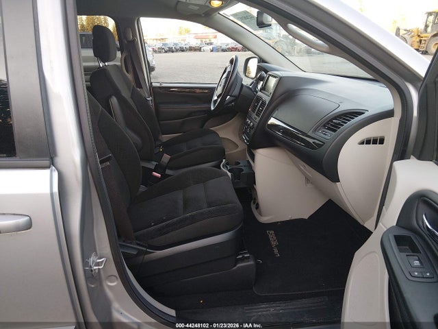2C4RDGBG4HR765681 Dodge Grand Caravan Se