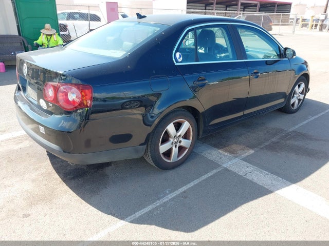 44248105 :رقم المزاد ، 3VWRZ71K89M127981 vin ، 2009 Volkswagen Jetta Se مزاد بيع