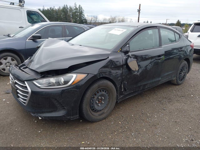 Hyundai ELANTRA SE 2017 KMHD74LF5HU303330 Image 2