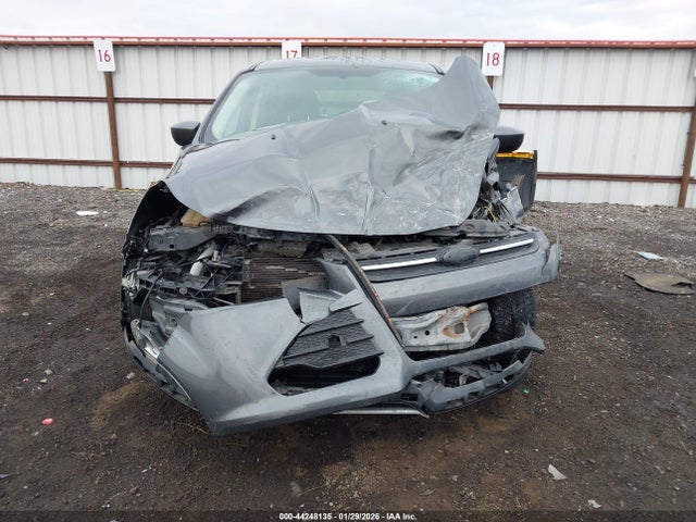 1FMCU0GX2FUA68303 Ford ESCAPE SE