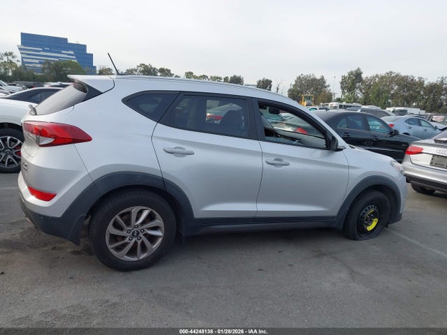 Hyundai Tucson Eco 2016 KM8J3CA23GU083340 Image 12