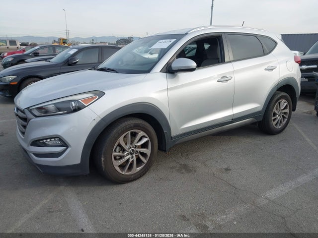 Hyundai Tucson Eco 2016 KM8J3CA23GU083340 Image 2