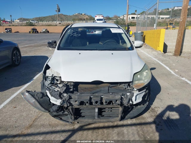 1FADP3F28EL276851 Ford FOCUS SE
