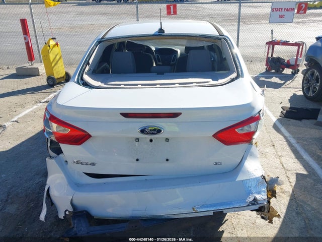 1FADP3F28EL276851 Ford FOCUS SE